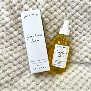 Earth Harbor SunshineDew Antioxidant Cleansing Oil